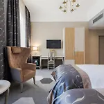 Eurostars Metropole Hotel