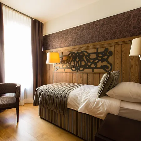 Hotel Eurostars Metropole 4*