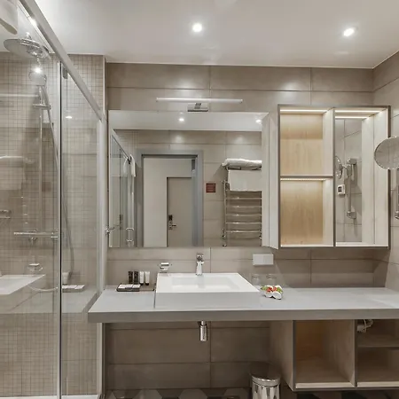 Eurostars Metropole Hotel