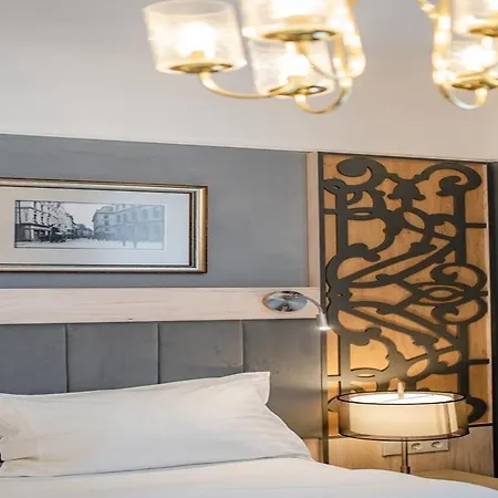 Eurostars Metropole Hotel 4*