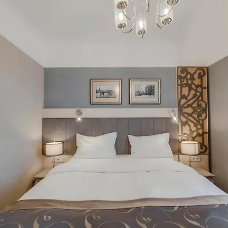 Eurostars Metropole Hotel 4*