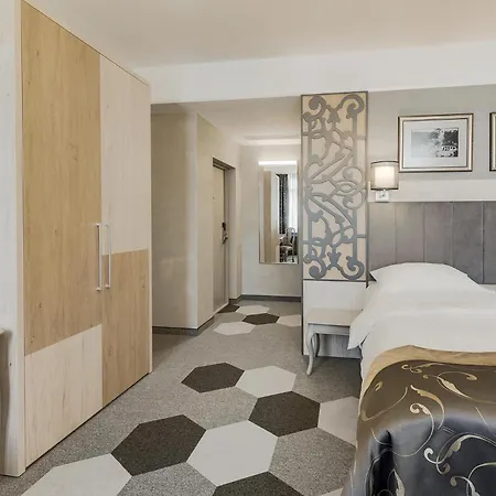 Eurostars Metropole Hotel