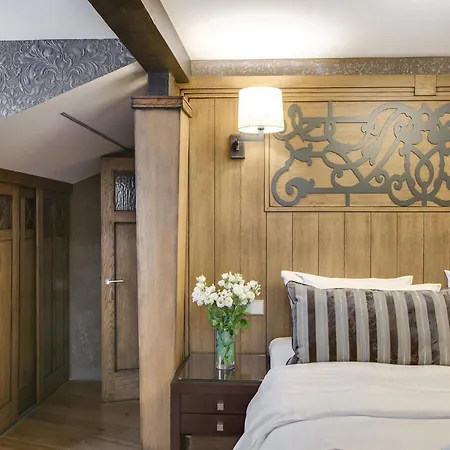 Eurostars Metropole Hotel 4*