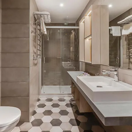 Hotel Eurostars Metropole 4*