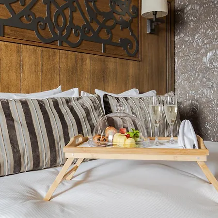 Eurostars Metropole 4*