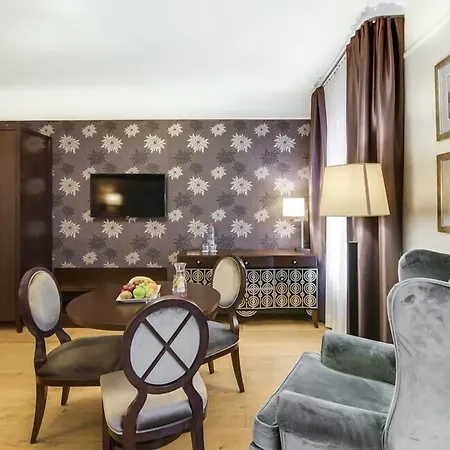 Eurostars Metropole ホテル