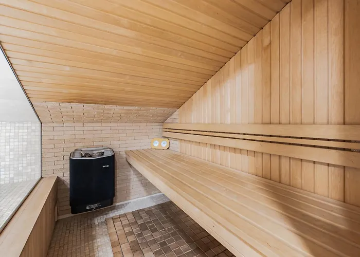 Eurostars Metropole 4*