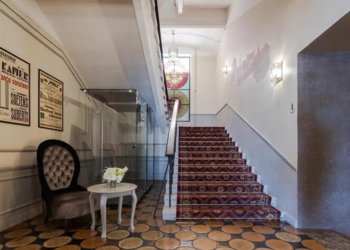 מלון Eurostars Metropole 4*