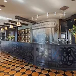 Eurostars Metropole Szálloda 4*